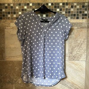 Short sleeve polka dot thin top, perfect for summer